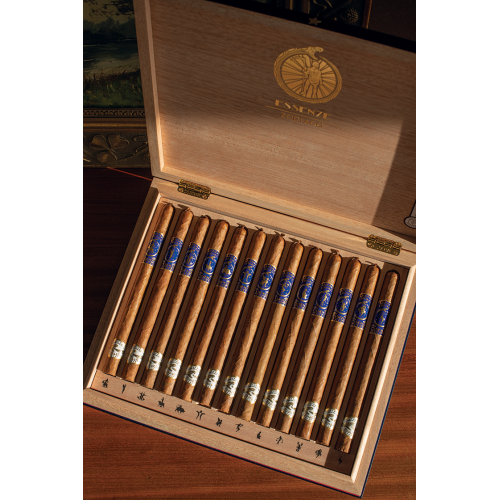 Essenze Cigars Zodiaco - Habano Lancero BOX (13)